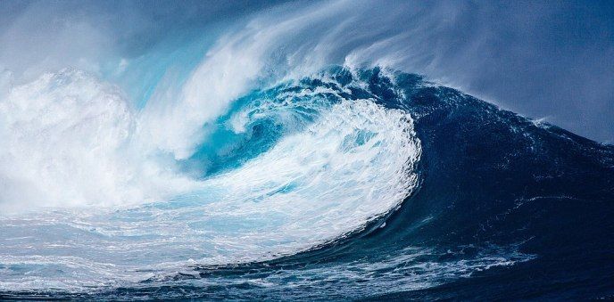 1024px Giant Ocean Wave
